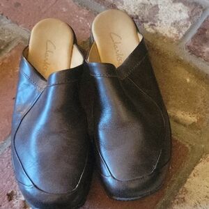 Clarks Women's Dark Brown Leather Mules